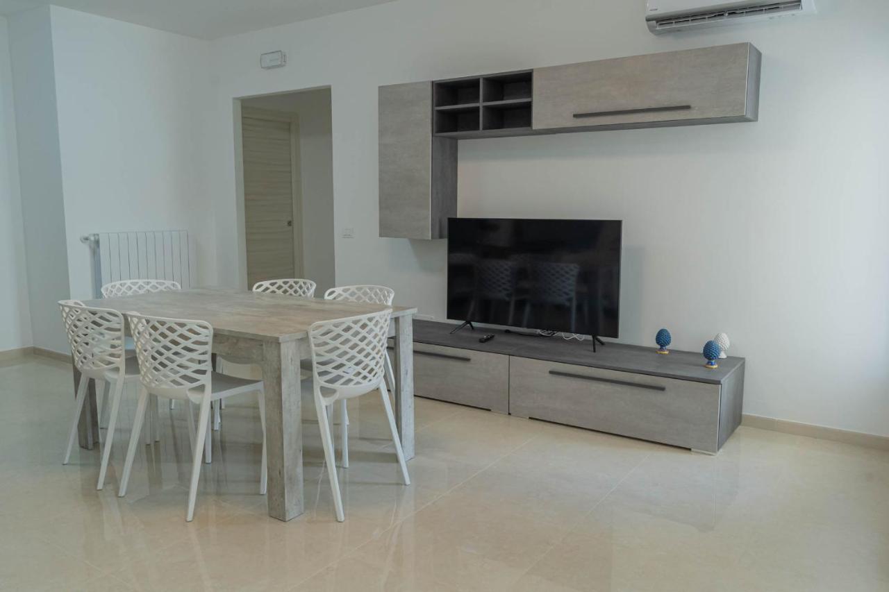 Raganzino Apartment Pozzallo - New Building Bagian luar foto