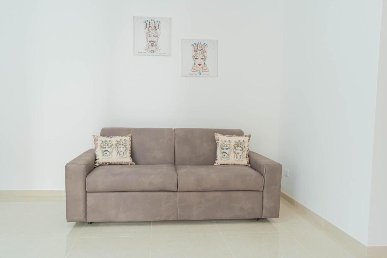 Raganzino Apartment Pozzallo - New Building Bagian luar foto